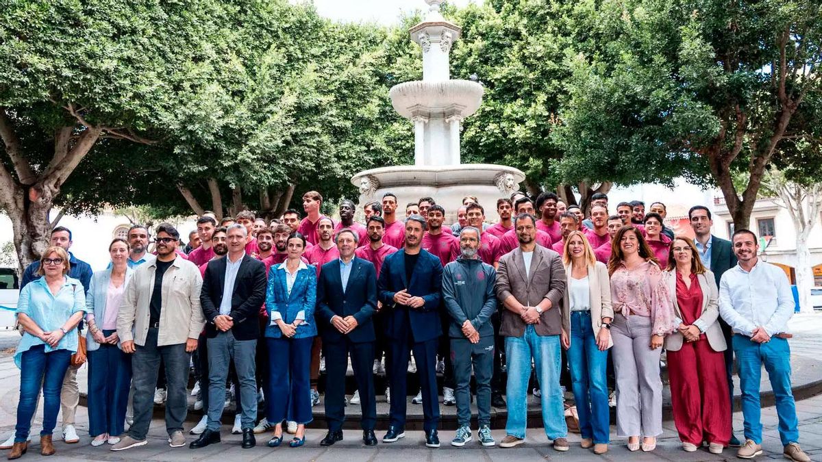 Aguere agasaja al Tenerife por su ascenso
