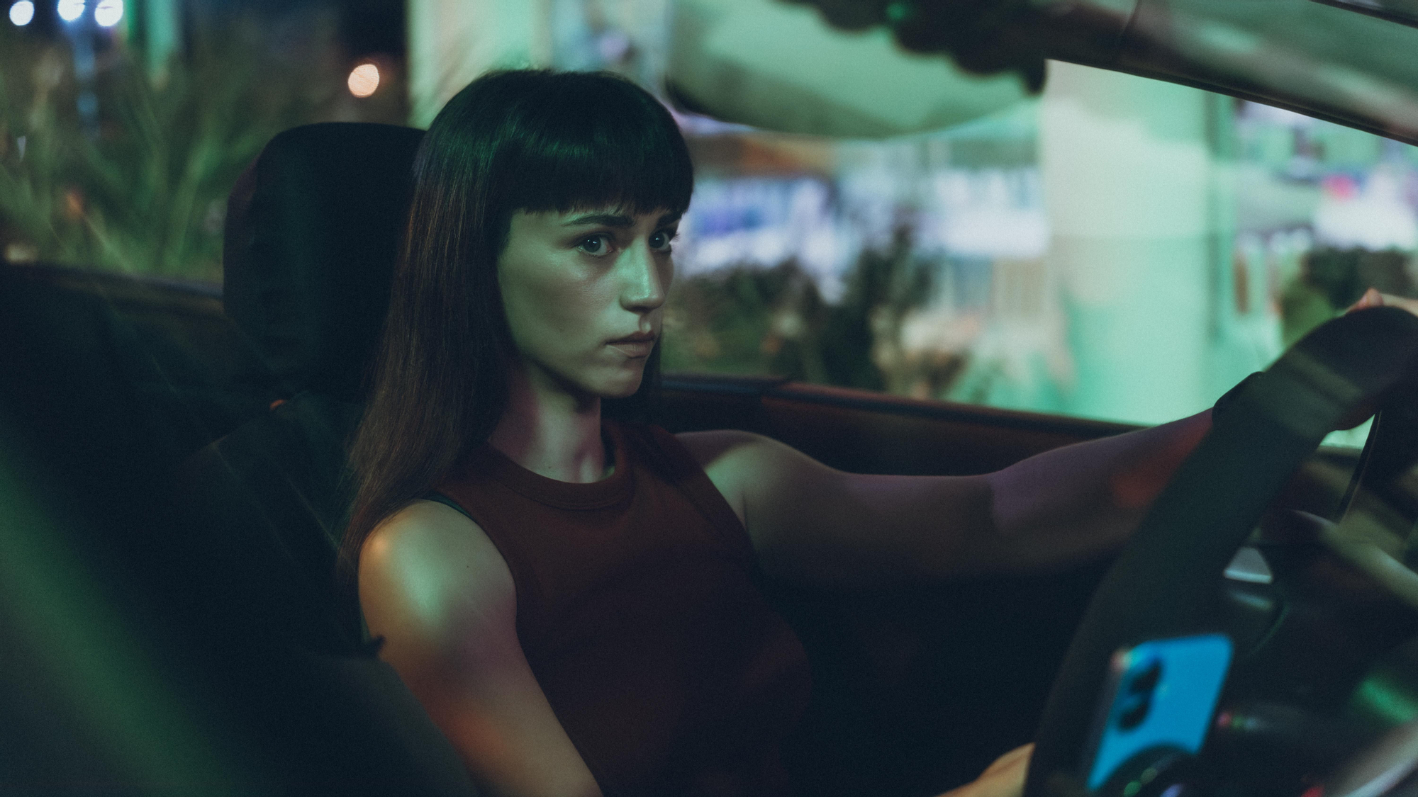 Netflix lanza las primeras imágenes y pone fecha de estreno a 'Esa noche', su serie con Clara Galle, Claudia Salas y Paula Usero