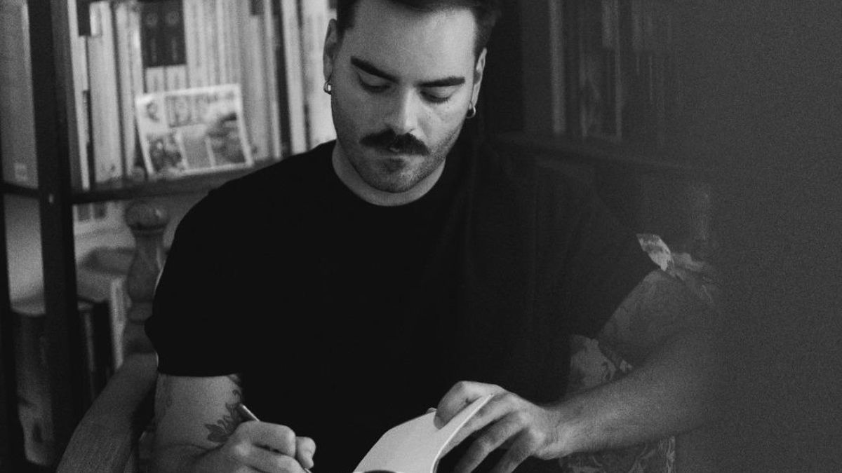 Óscar Liam, escritor: ''Un cuento de mi abuela me resultó familiar leyendo a García Márquez y ahí empecé a hilar 'Las Galletas'''