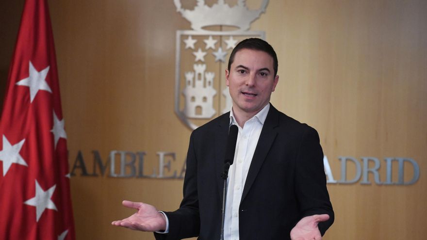 El portavoz del PSOE en la Asamblea, Juan Lobato