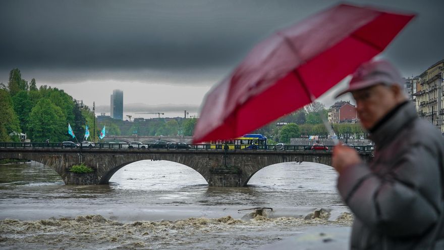 Lluvias torrenciales, ríos desbordados e inundaciones por el mal tiempo en norte de Italia