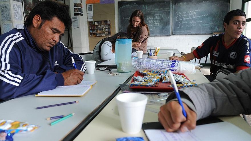 Día de la Educación de Jóvenes y Adulto/as: ¿Por qué se conmemora el 27 de noviembre?