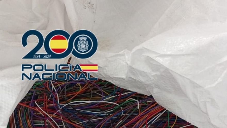 Diez detenidos a bordo de un camión que transportaba 11 toneladas de cobre robado