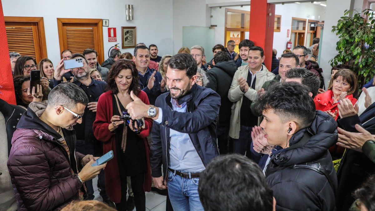 Tras el cambio en los estatutos, ya no es necesaria la recogida de avales que anteriormente se requería aunque hubiera un solo candidato.