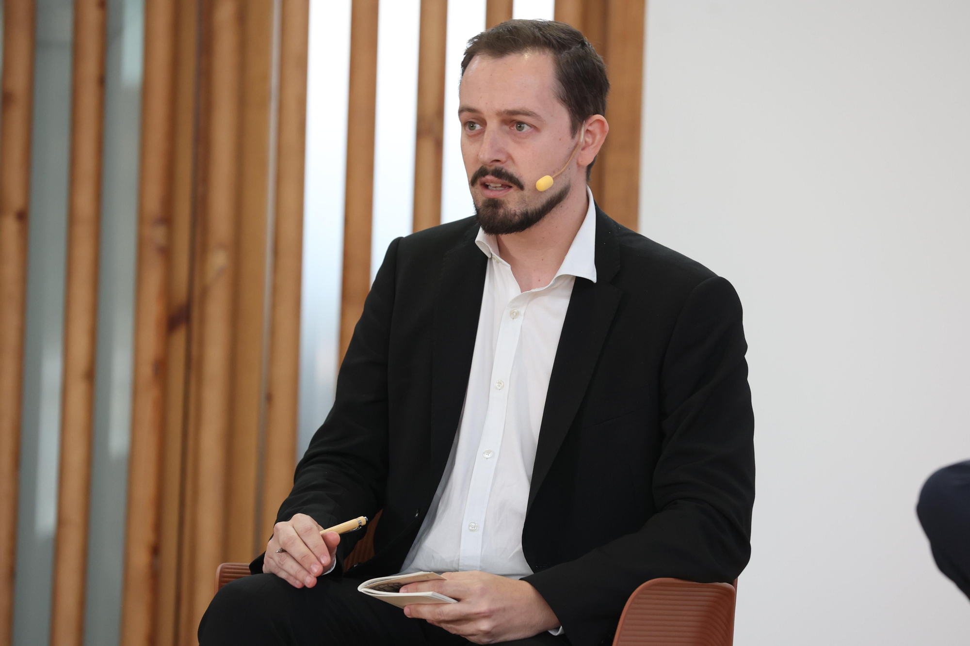 Adrián Fernández, director de sostenibilidad de Renfe