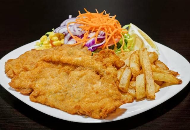 Restaurante Kojak, junto al Mercado de Altavista.