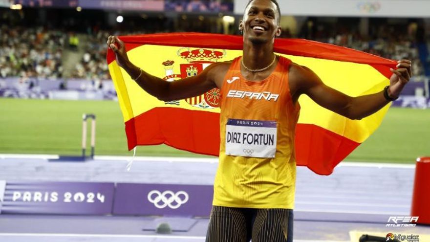 Jordan Díaz Fortún, medalla de oro en el triple salto