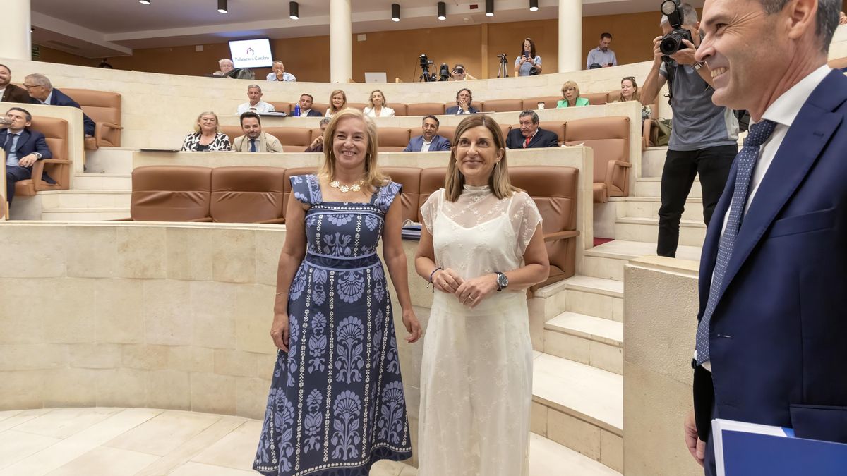 Bombardeo de anuncios: 30 promesas en cuatro horas de discurso de la presidenta de Cantabria