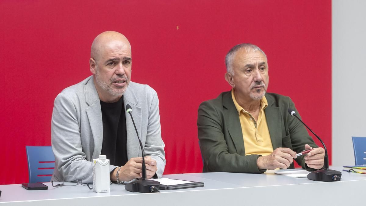 CCOO y UGT piden al Gobierno que el salario mínimo suba "al menos un 7%" hasta los 1.300 euros en 2027