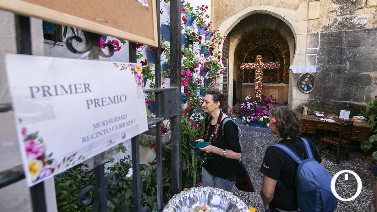 Primer premio de la Modalidad Recintos Cerrados para la AAVV Alcázar Viejo