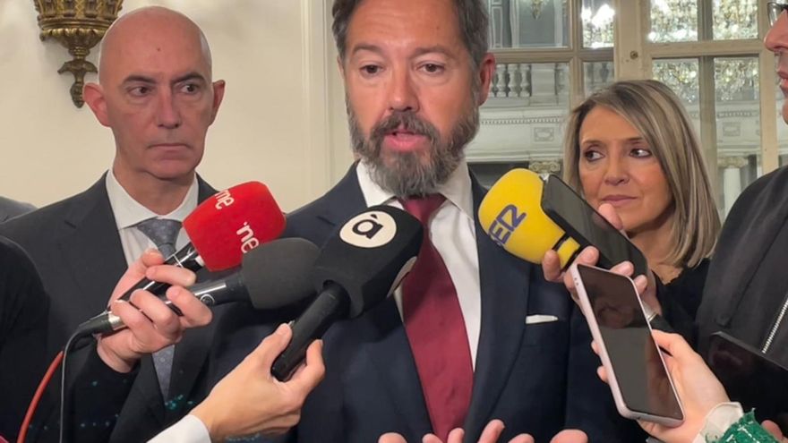 La alcaldesa de València y la dirección de Vox sitúan al portavoz Badenas en la cuerda floja por los contratos de publicidad a medios