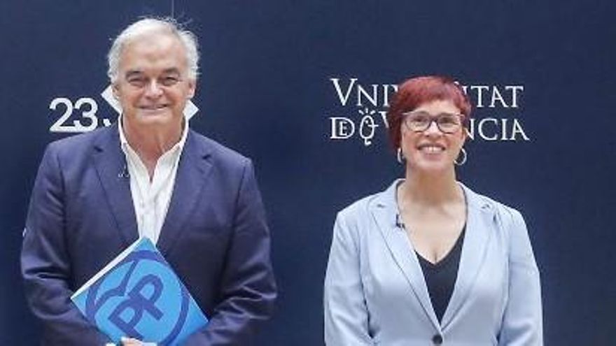 González Pons negociará con Compromís una iniciativa para frenar la ampliación del Puerto de València hasta que haya una nueva DIA