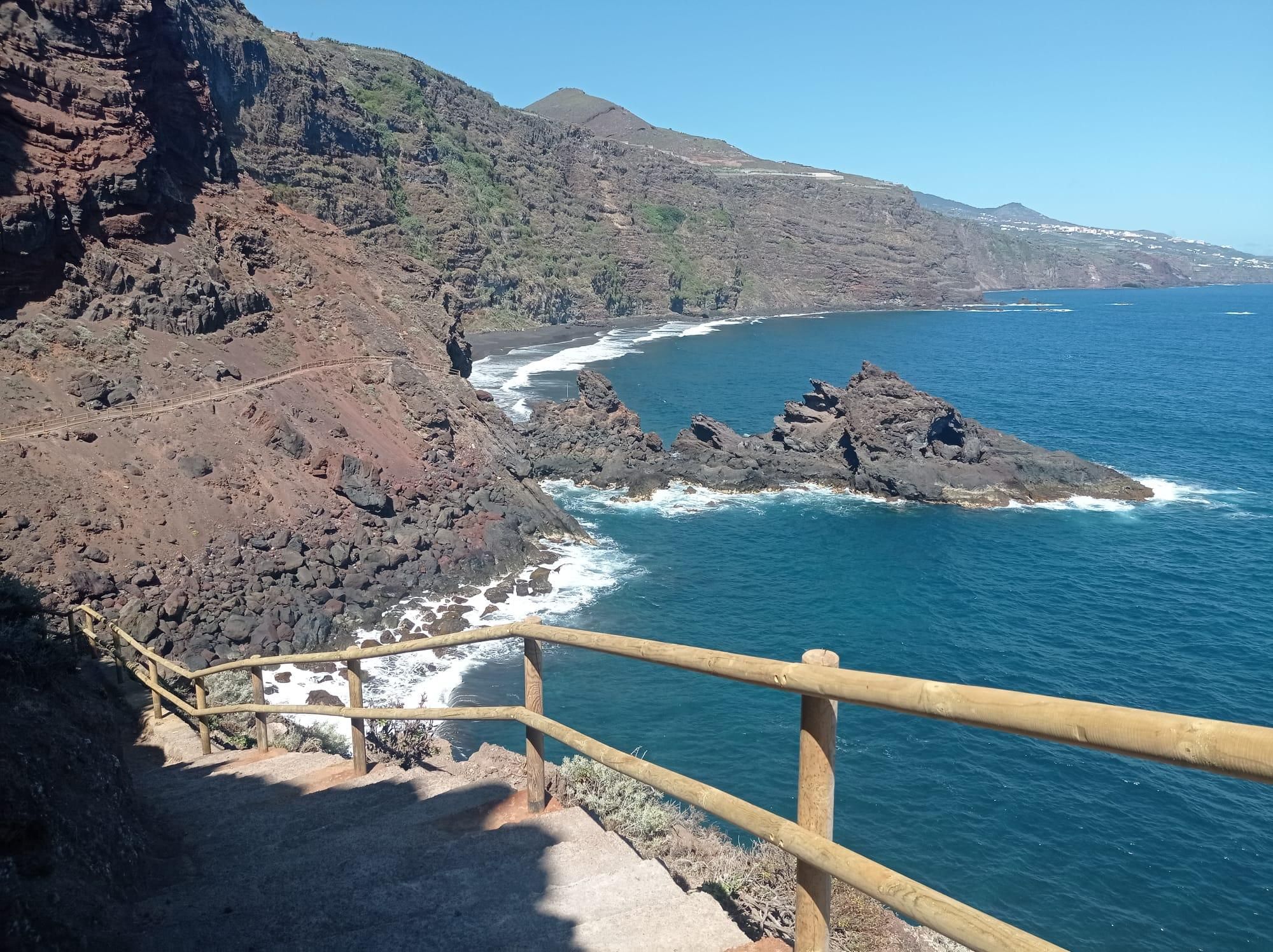 Playa de  Nogales, en el municipio de Puntallana.