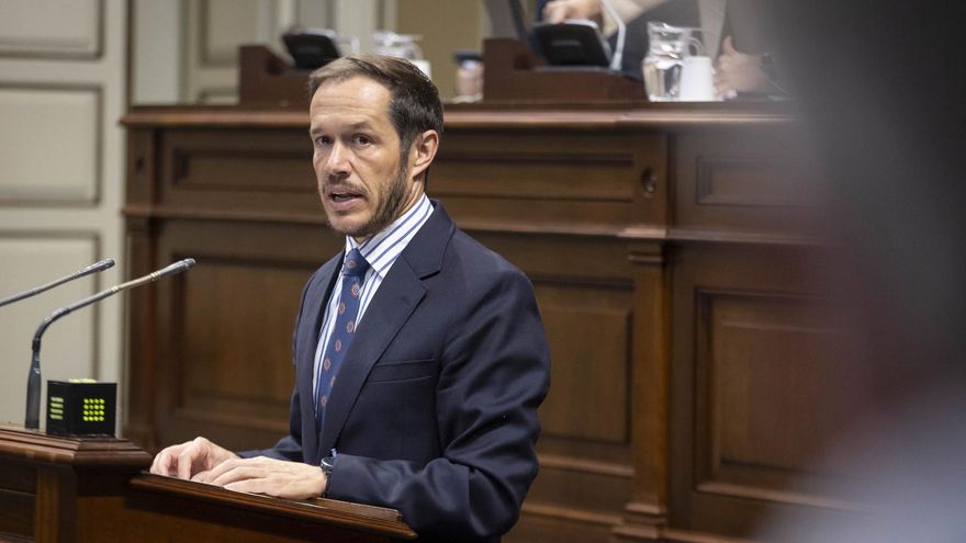 Los primeros meses de Zapata (PP) como consejero canario de Transición Ecológica vaticinan retrasos en la lucha climática