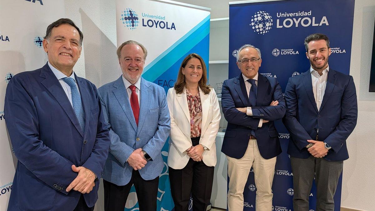 La Universidad Loyola y el Colegio de Economistas de Córdoba colaboran en la formación de nuevos auditores