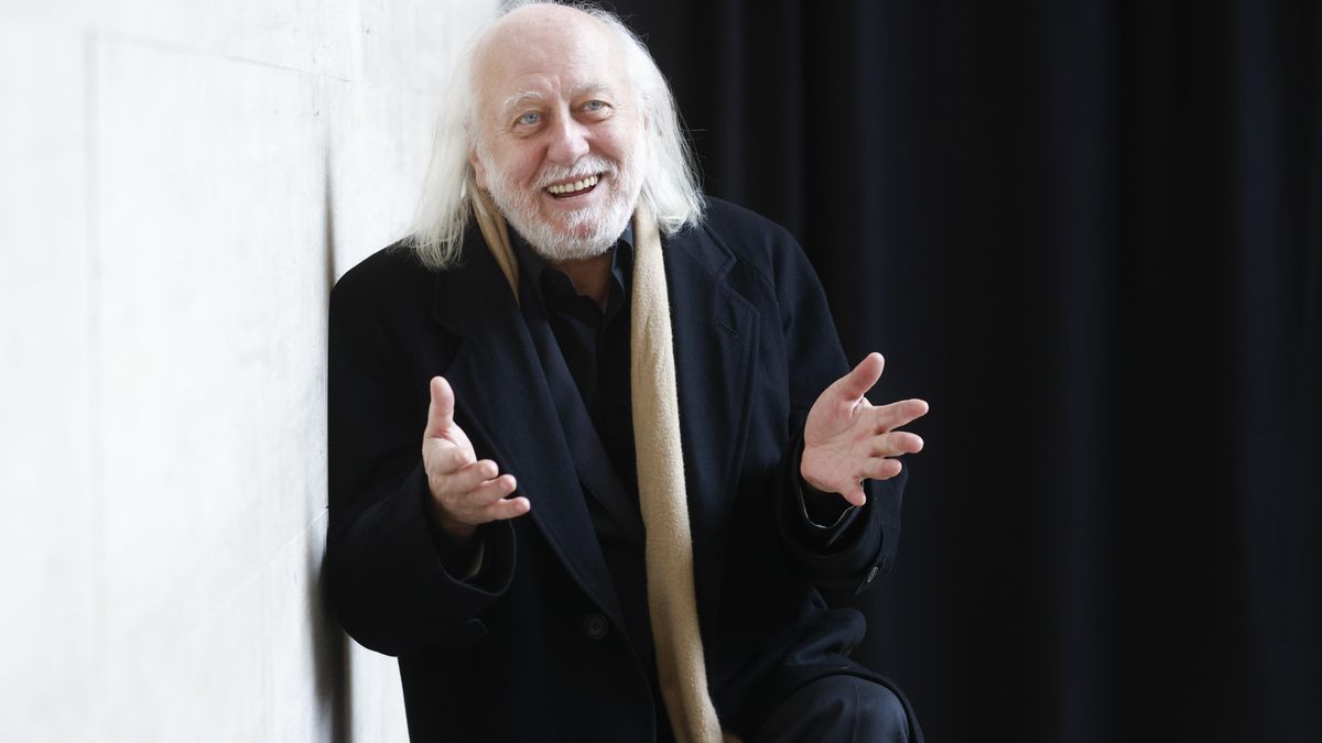 El Premio Nobel de Literatura 2025, László Krasznahorkai en Barcelona, en su primer acto público fuera de Hungría tras recibir el galardón