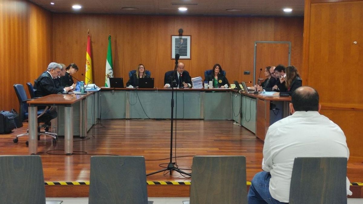 La Diócesis pide la nulidad del juicio contra el excura de Málaga cuatro días después de ofrecerse a indemnizar a las víctimas