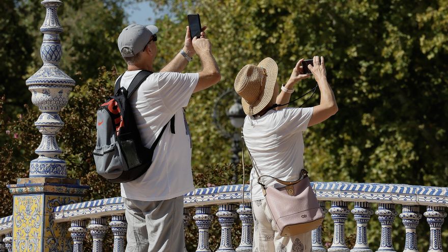 La semana termina con sol y temperaturas por encima de los 30 grados, excepto en el norte peninsular