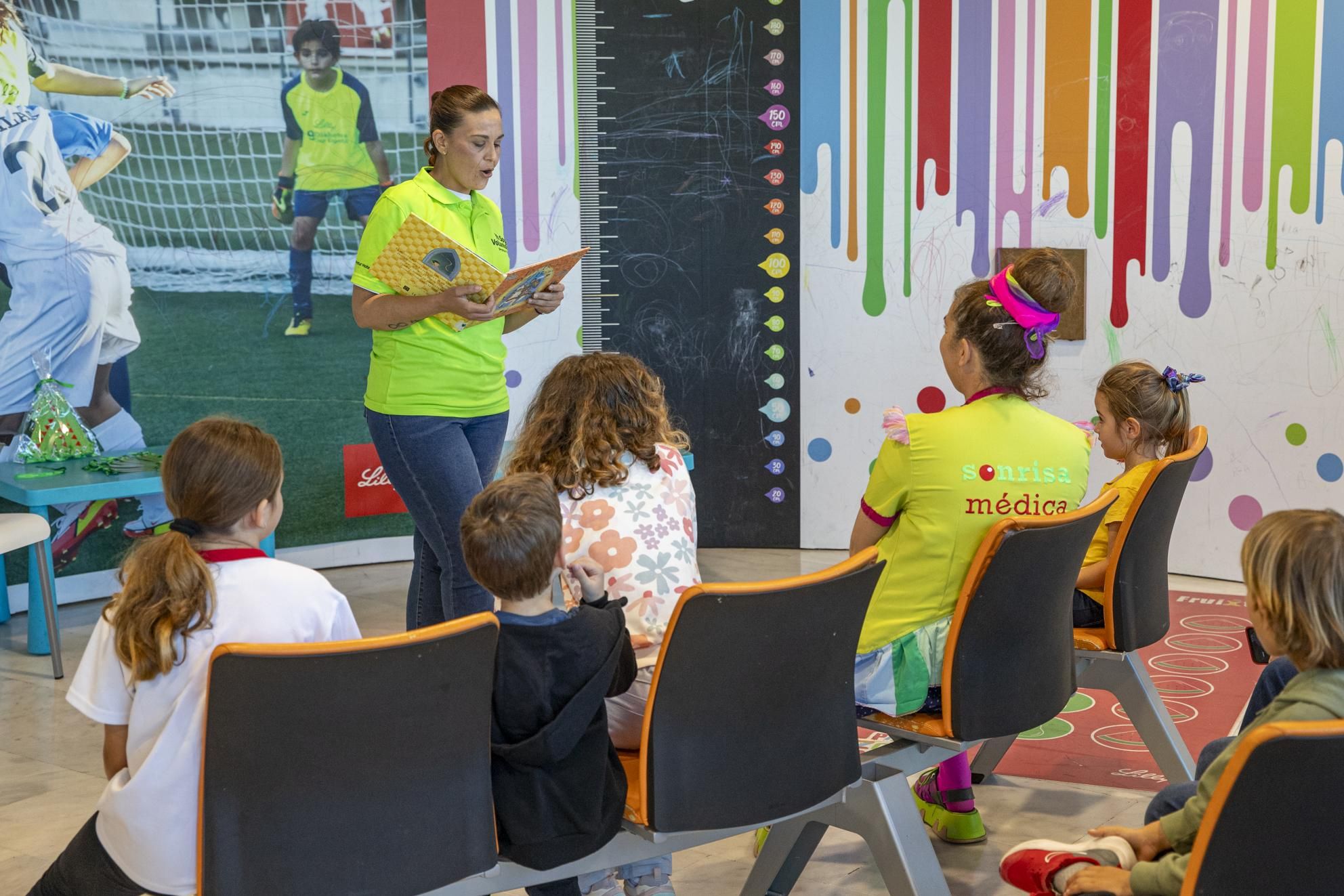 Jornada lúdica en una de las unidades pediátricas del hospital de Son Espases