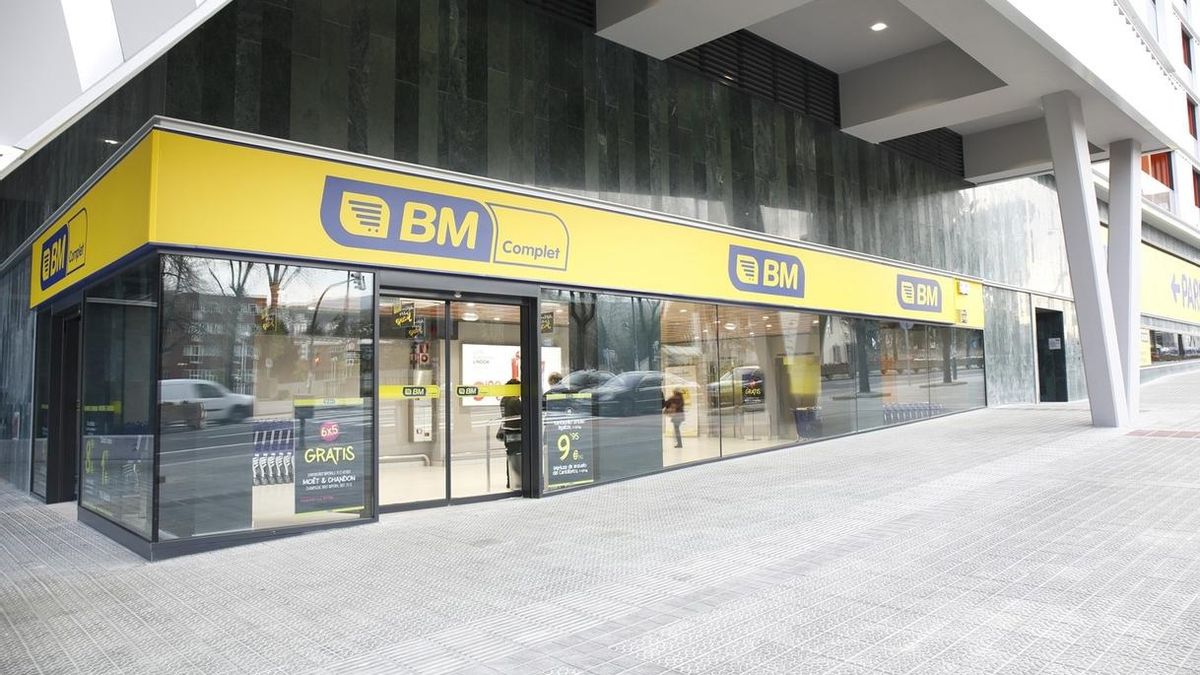 Un grupo vasco de inversores adquiere la propietaria de los supermercados BM por 700 millones
