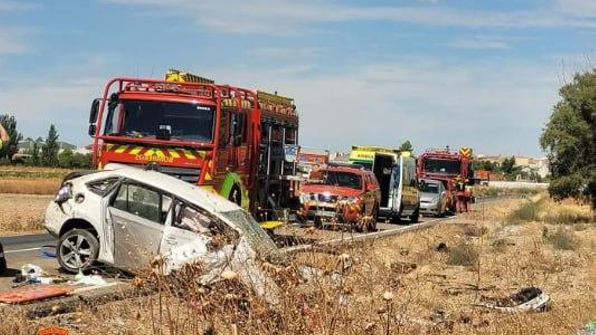 Accidente de tráfico ocurrido en el término municipal de Turleque el sábado 30 de agosto.