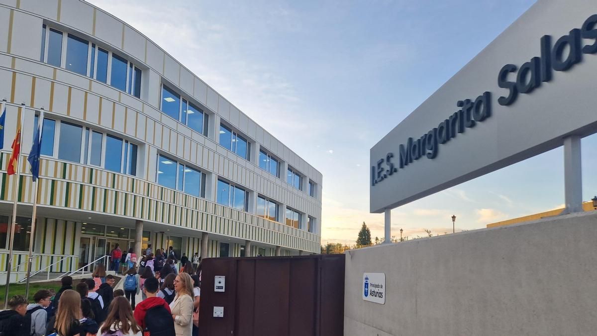 Asturias se coloca a la cabeza de España en PISA: líder en lectura y ciencias ambientales y en el podio científico