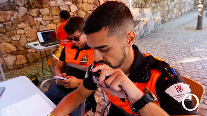 Un simulacro de incendio forestal en Santa María de Trassierra, en imágenes