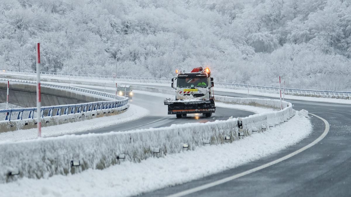Cantabria estará este jueves en avisos naranja y amarillo por nieve