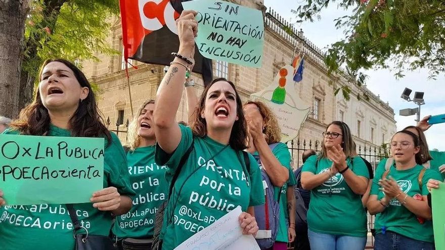 Faltan docentes en la educación pública andaluza: nos sobran los motivos para la huelga