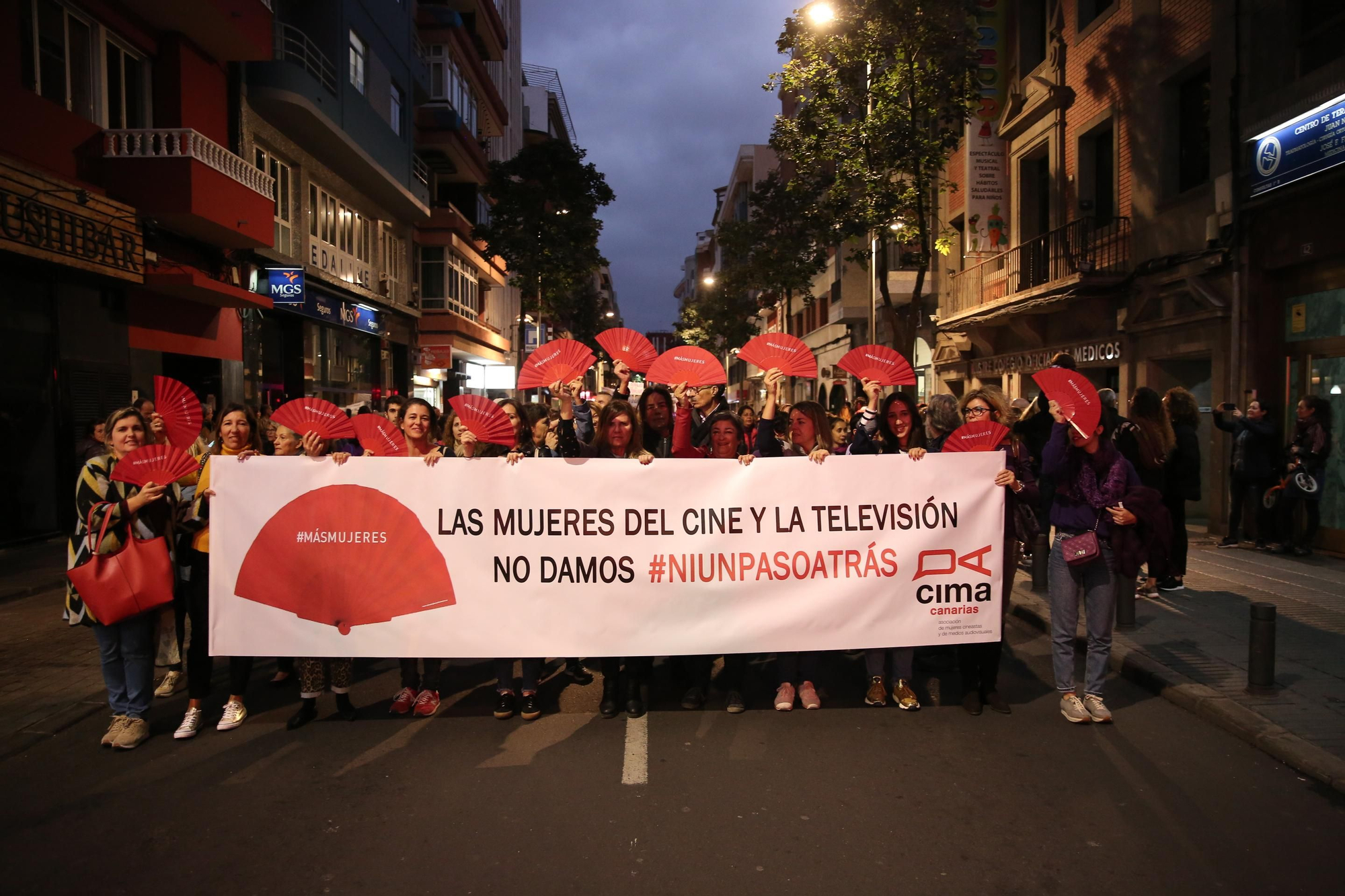 Marcha feminista en Las Palmas de Gran Canaria. (Alejandro Ramos).