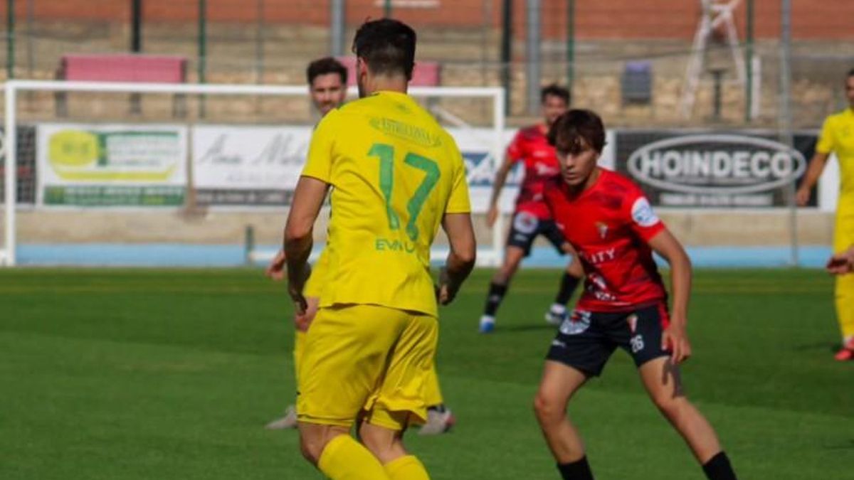 El CD Egabrense pone la guinda y asciende a Tercera Federación