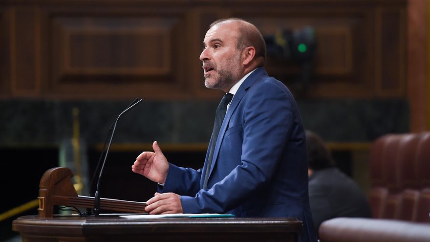 El diputado de Junts Josep Pagès i Massó durante una sesión plenaria en el Congreso de los Diputados.