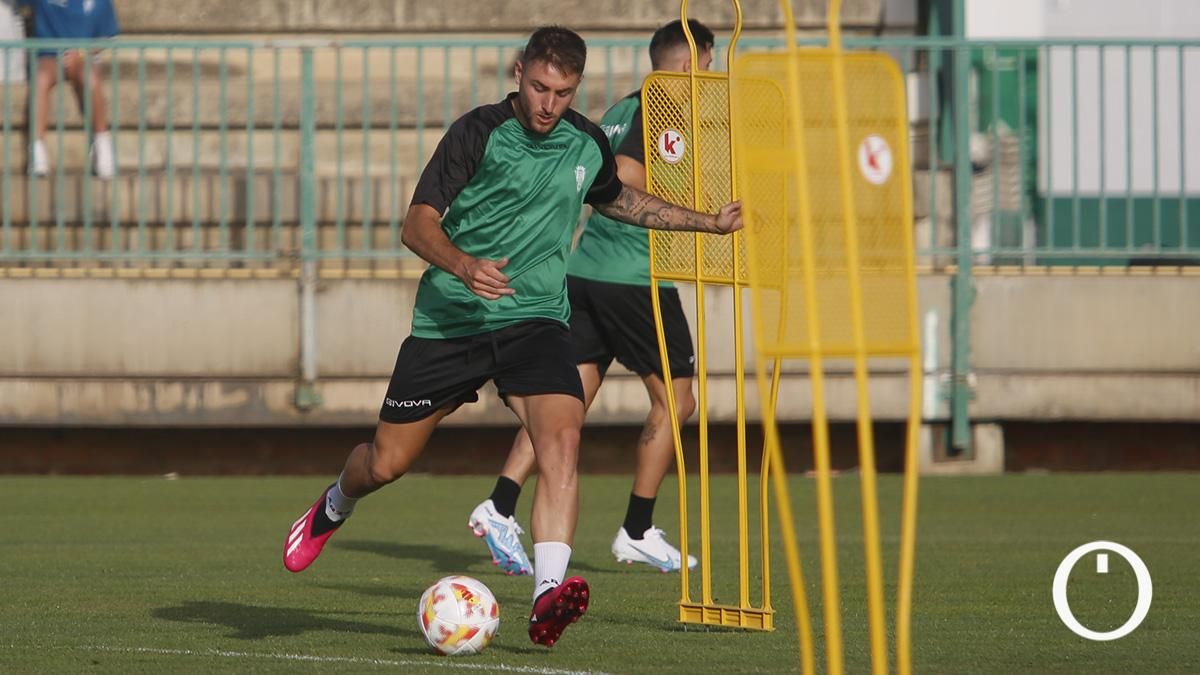 Primer entrenamiento del Córdoba CF tras las vacaciones