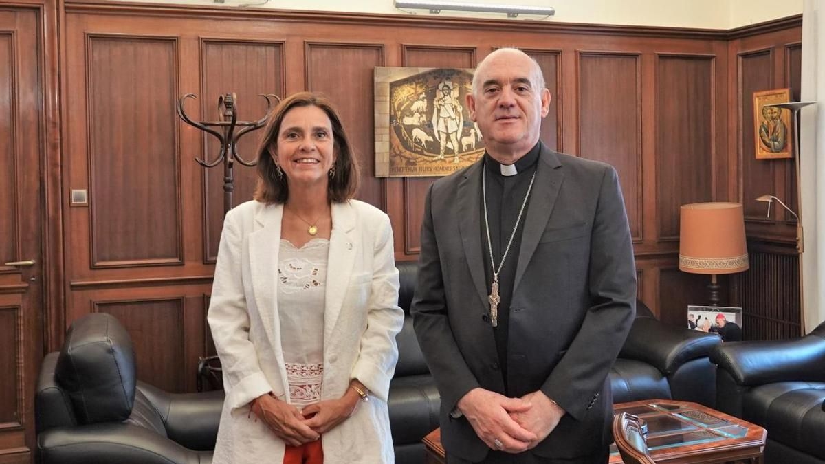 Paula Fernández traslada al Obispado su preocupación por el estado de algunas iglesias cántabras como las de Rucandio y Cotillos