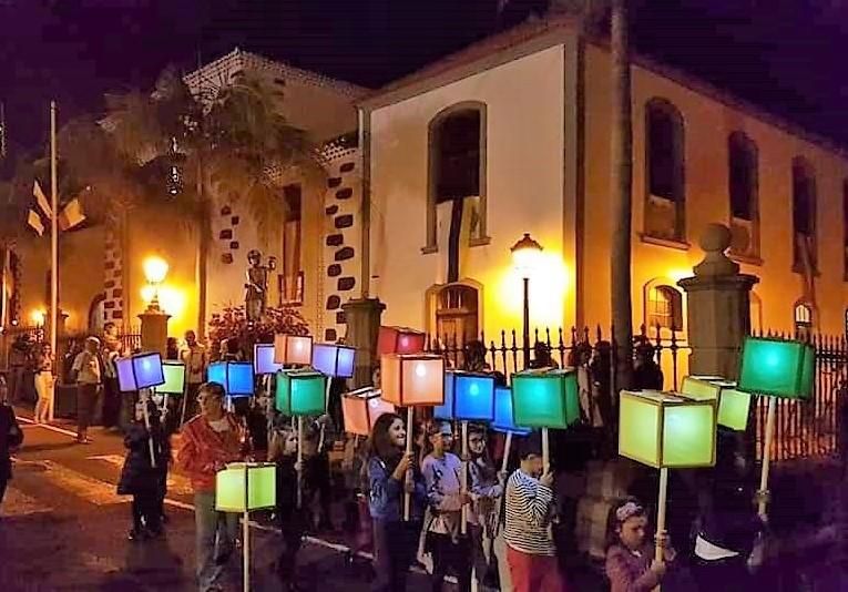 Faroles de San Juan en Puntallana. Foto cedida por el Ayuntamiento.