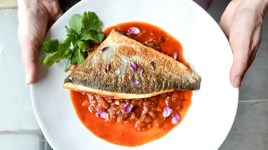 Con carne, pescado, o salteado de verduras: tres recetas para disfrutar de las lentejas como guarnición