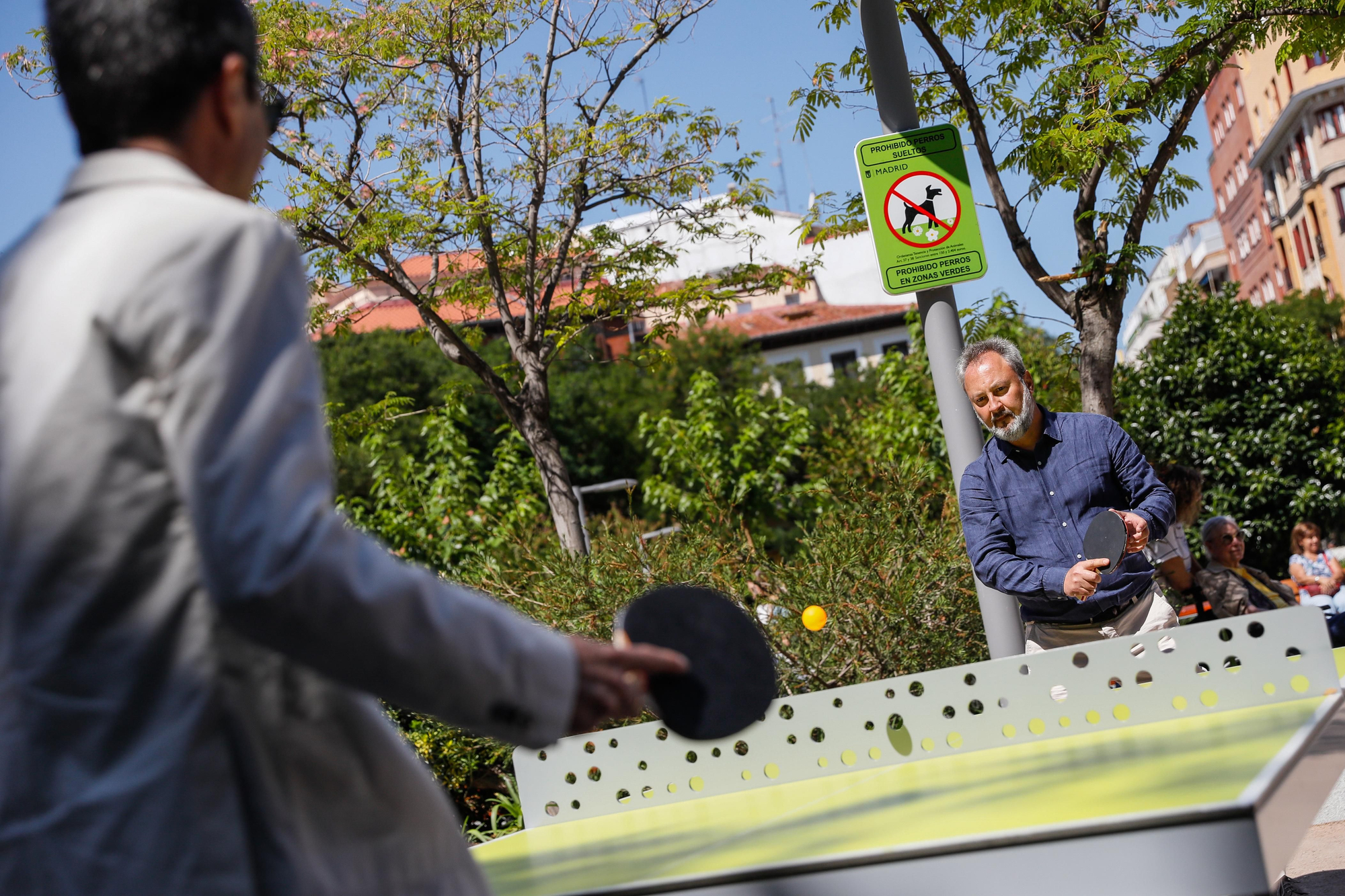 Recorrido foto a foto por la renovada plaza de Olavide