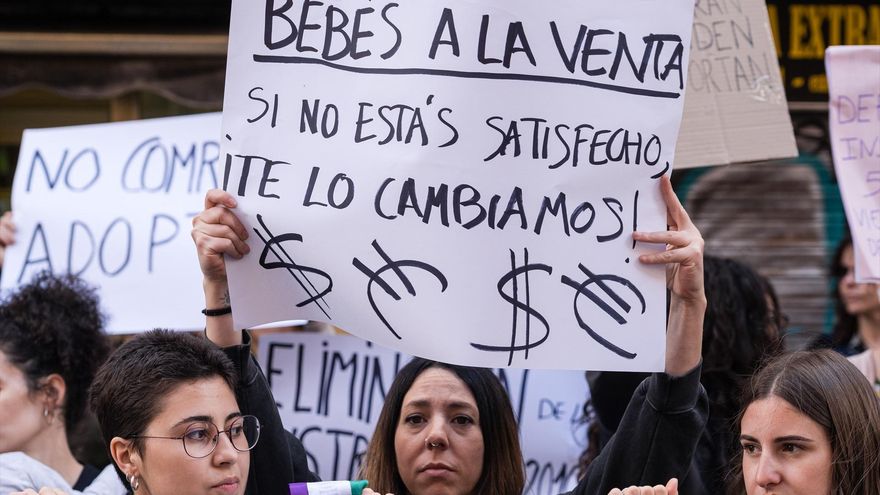 Los vientres de alquiler se abren paso entre sentencias del Supremo a la espera de una regulación que no llega