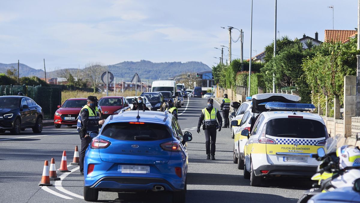 Agentes de Policía realizan controles de movilidad