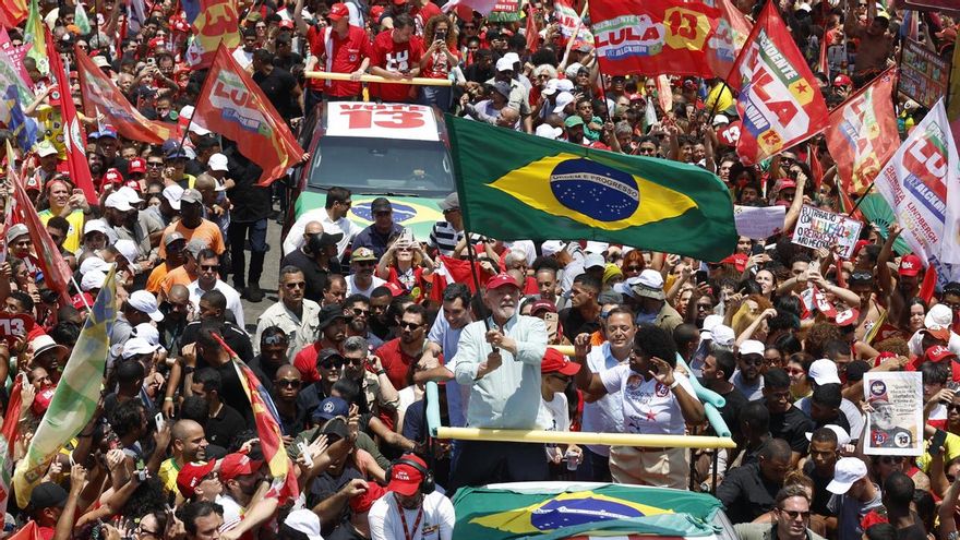 Empate técnico en Brasil: Lula intenta sostener el gran bastión de la izquierda en la región frente a Bolsonaro y la ola ultra