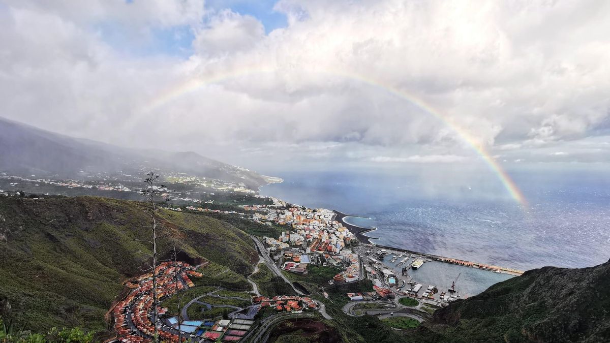 Nuboso en el este La Palma.