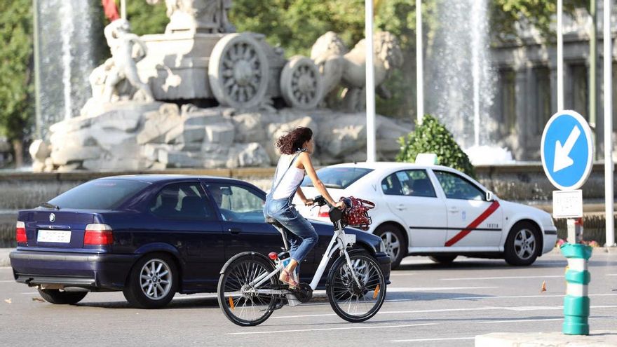 Más Madrid propone subvenciones municipales de hasta 1.000 euros para las familias sin coche