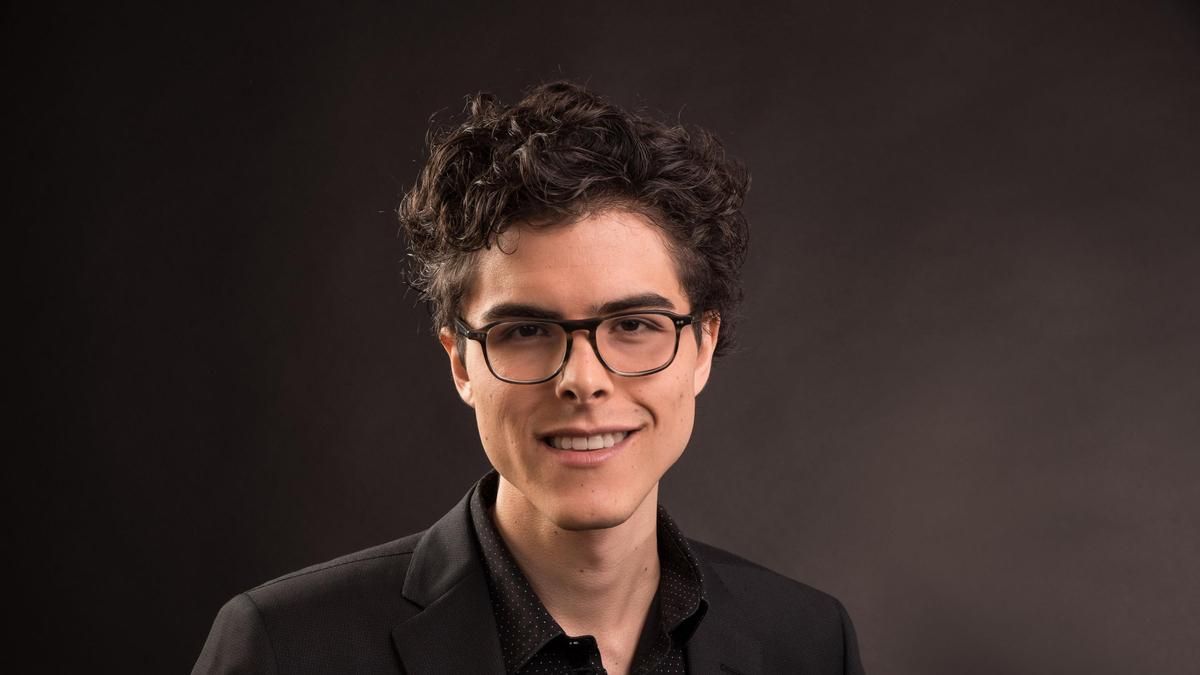 El pianista mexicano Jorge Juárez cierra este domingo el fin de semana de conciertos en la Sala Eutherpe