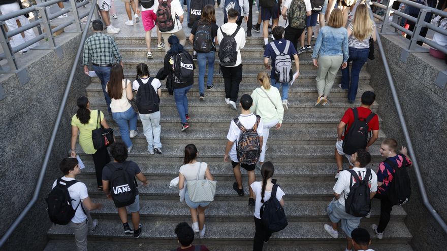 Seis de cada diez jóvenes vascos y navarros han pensado en suicidarse y el 25% toma antidepresivos