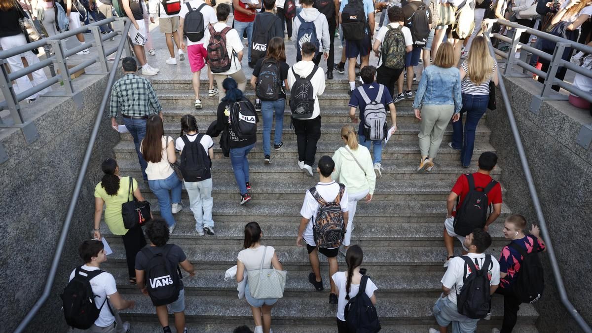 De la 'machosfera' a la 'femesfera': cómo enfrentarse a un aula en la que lo "más punk es ser antifeminista"