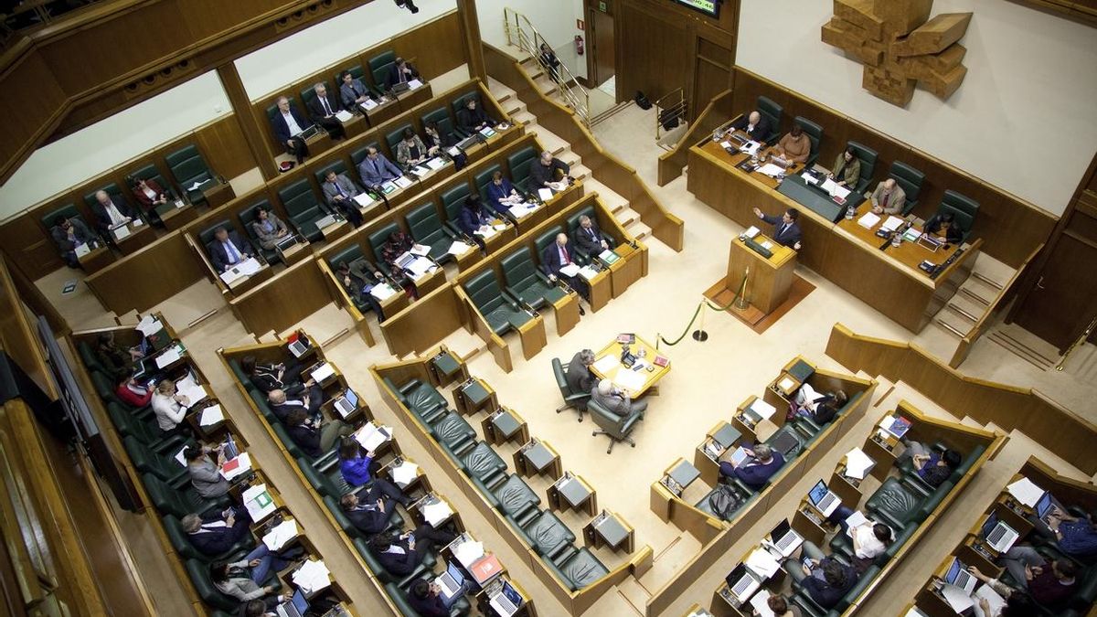 Parlamento Vasco vuelve a pedir al Congreso de los Diputados que cree un fondo estatal para víctimas del amianto