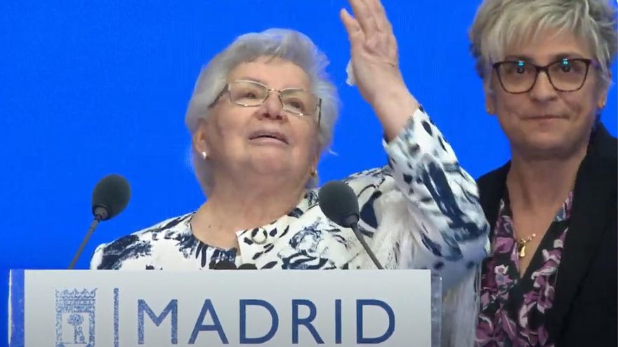 Una Medalla de Madrid por las madres de Orcasitas, mirando al cielo de San Isidro