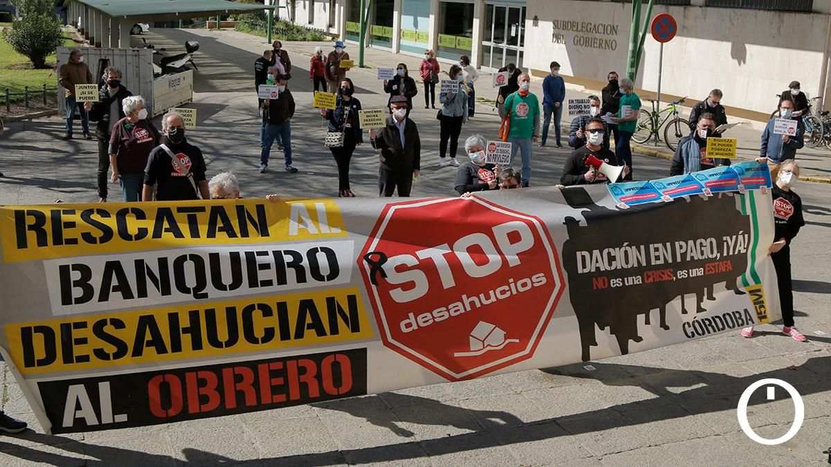 Stop Desahucios pide una ley de vivienda que regule alquileres asequibles y garantice los suministros básicos