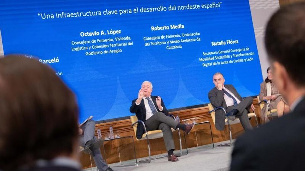 El Gobierno aragonés y el Colegio de Ingenieros de Caminos impulsarán el Corredor Cantábrico-Mediterráneo