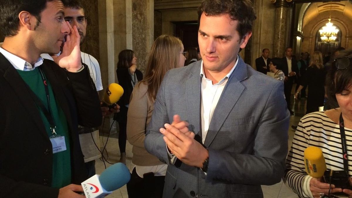 Rivera dice que está dispuesto a pactar los temas económicos, sociales y democráticos con diferentes partidos